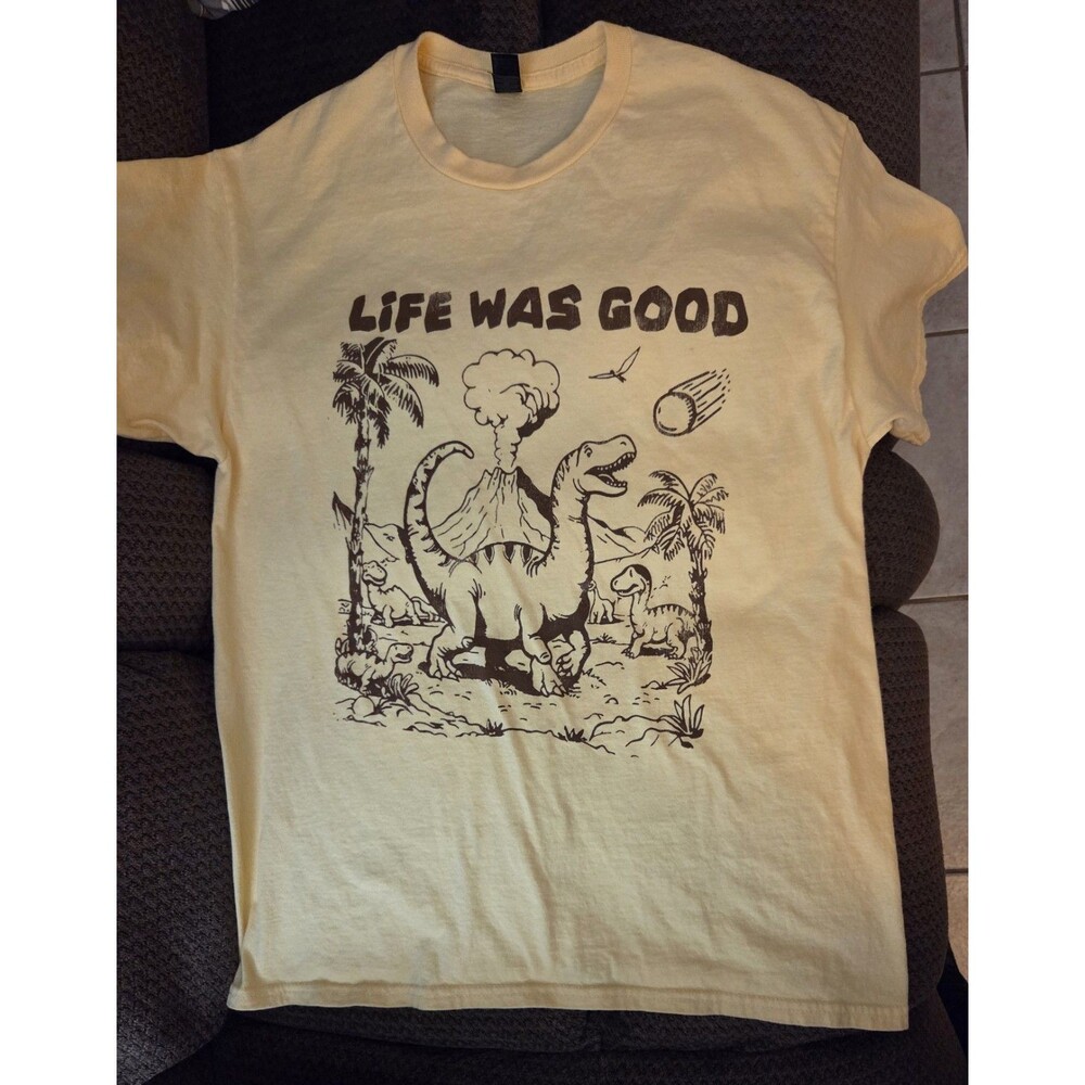 "LIFE WAS GOOD" SZ LG YELLOW/BROWN GILDON T-SHIRT.  PRE-OWNED